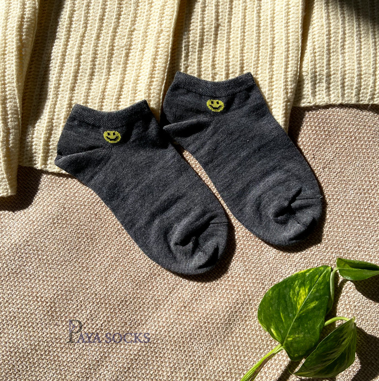 جوراب مچی زنانه ایموجی لبخند طوسی روشن